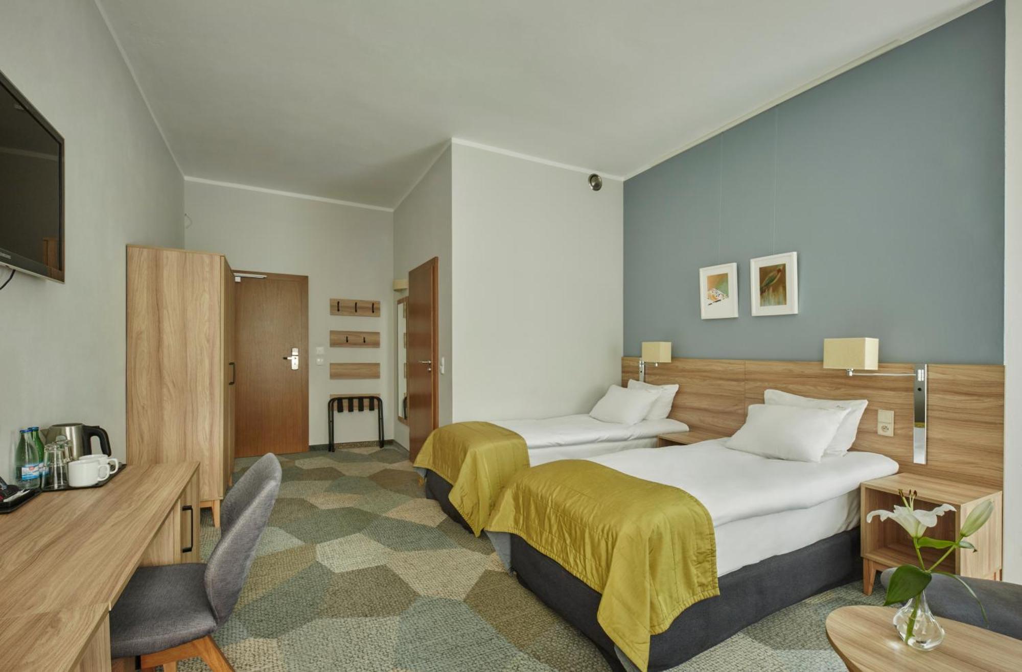 דוז'ניקי ז'דרוז' Impresja Art Resort מראה חיצוני תמונה